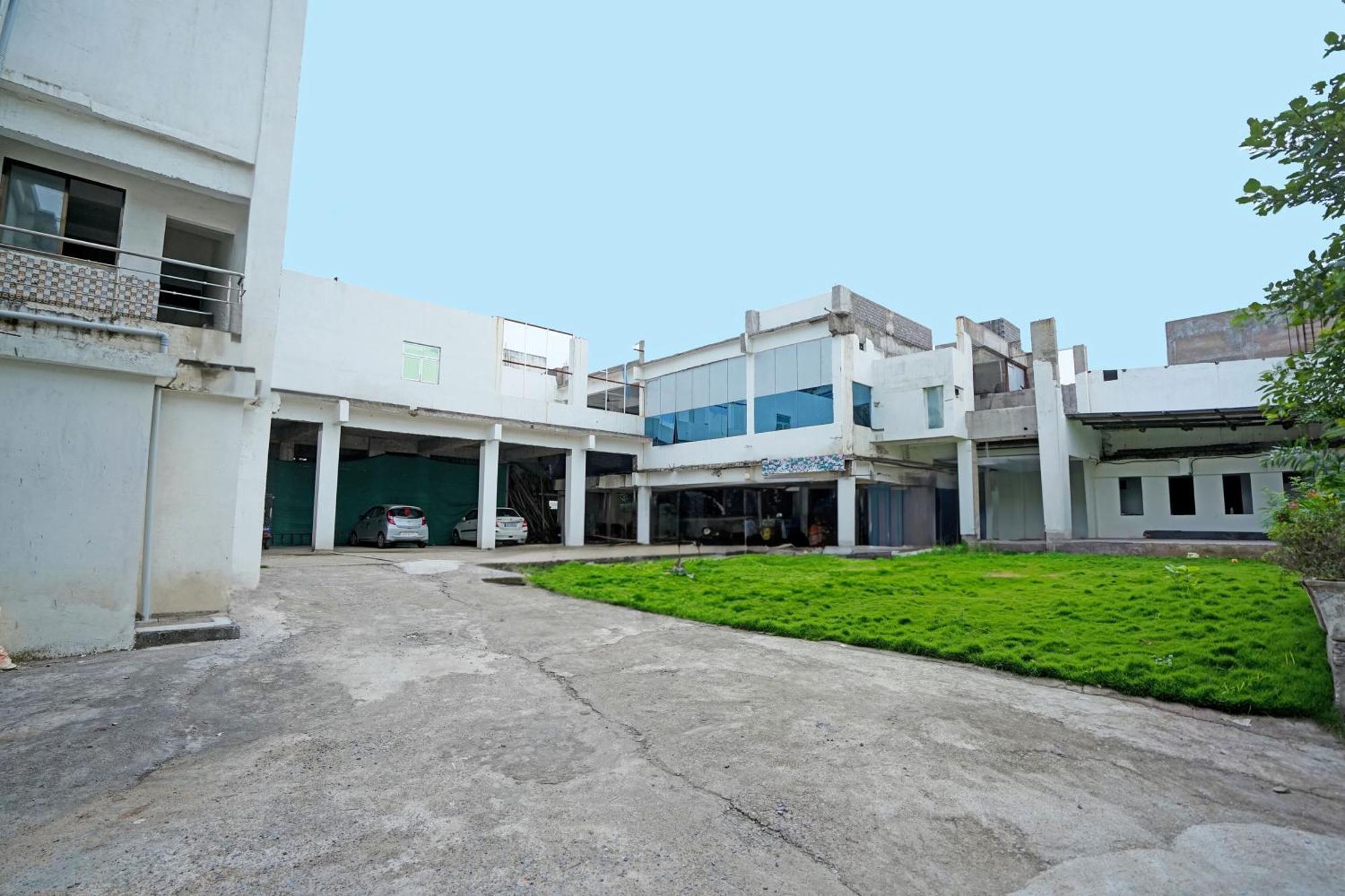 Hotel O Ss Palace Rāipur Exterior foto